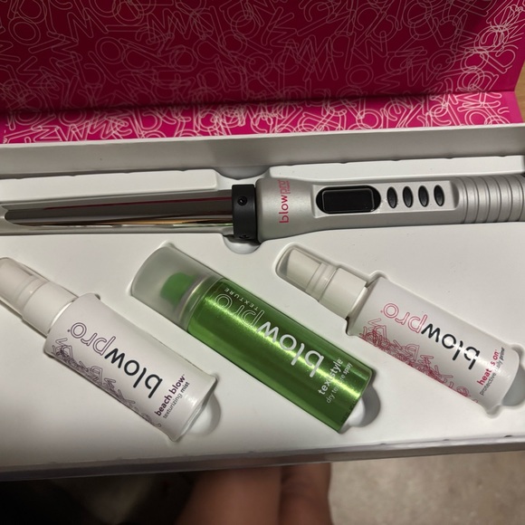 Titanium Professional Salon Curling Wand - Silver - Picture 4 of 5